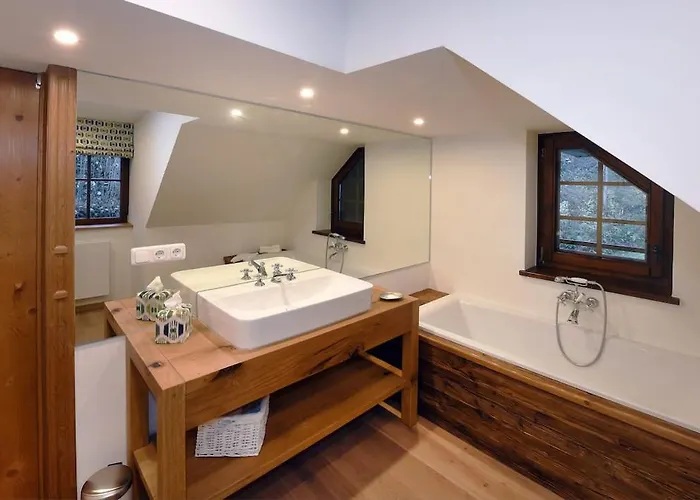 Willa Forsthaus Gradisch *